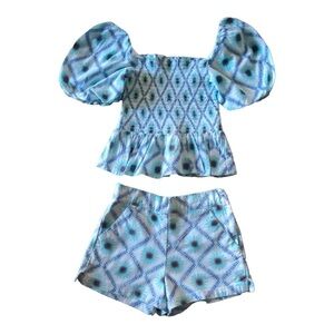 JANIE AND JACK-MATCHING TOP AND SHORT SET